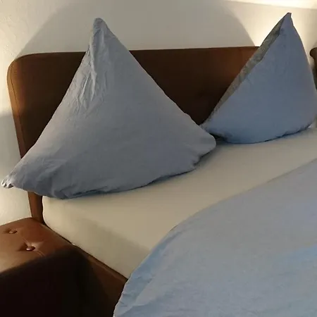 An der grünen Donau, Privatzimmer, Kein Parkplatz, Parken auf unserem privaten Grundstück ist NICHT gestattet und führt zur Strafanzeige sowie kostenpflichtigem Abschleppen Immendingen Exterior foto