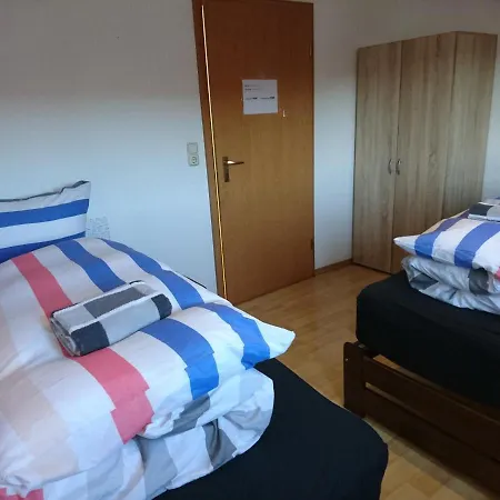 An der grünen Donau, Privatzimmer, Kein Parkplatz, Parken auf unserem privaten Grundstück ist NICHT gestattet und führt zur Strafanzeige sowie kostenpflichtigem Abschleppen Immendingen Exterior foto