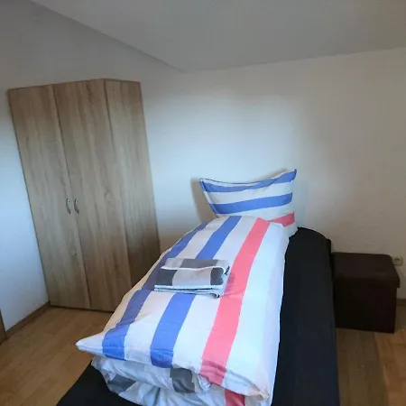An der grünen Donau, Privatzimmer, Kein Parkplatz, Parken auf unserem privaten Grundstück ist NICHT gestattet und führt zur Strafanzeige sowie kostenpflichtigem Abschleppen Immendingen Exterior foto